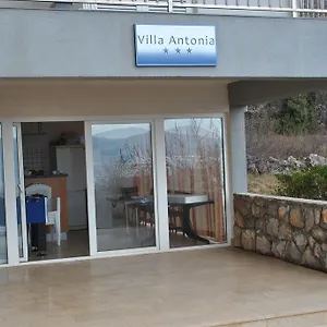 https://villa-antonia.primorje-gorskikotar.com